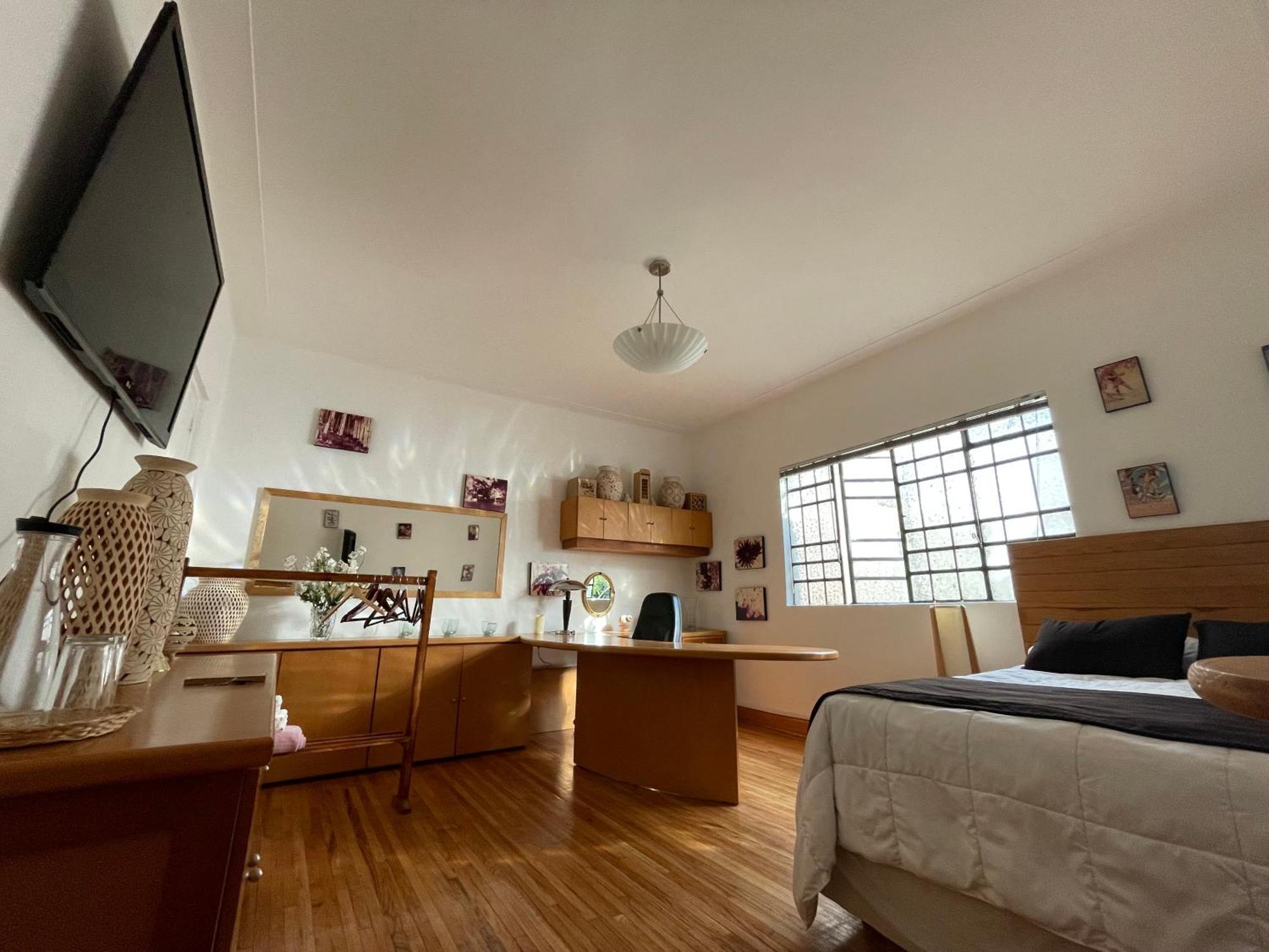 Hostal Roma Condesa เม็กซิโกซิตี้ ภายนอก รูปภาพ